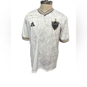 Le Coq Sportif White and Gold Atletico Minero Jersey adult XL NWT